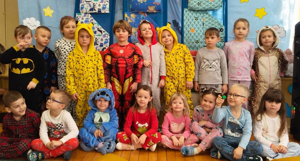 Życie miasta, Piżamowy Dzień Przedszkolu Miejskim - zdjęcie, fotografia