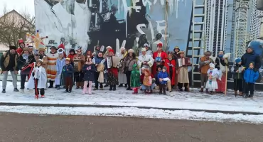 Wspólnota Betlejem z przyjaciółmi kolędowali w bloku na Północnej