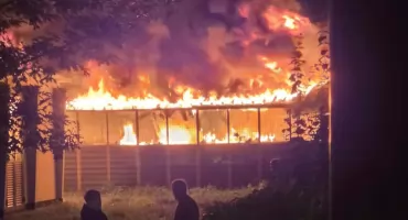 Pożar wiaty śmietnikowej przy ul. Kalinowej w Jaworznie