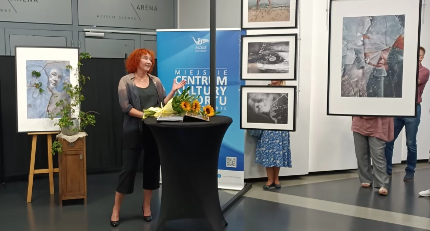 Gabriela Bartosik opowiada o swoich pracach (fot. Barbara Sikora) 