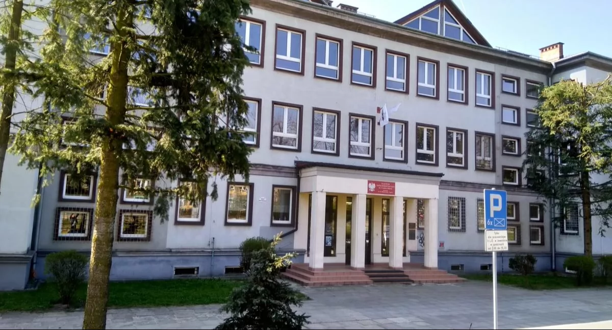 Edukacja, wystarczającej ilości miejsc szkołach ponadpodstawowych odpowiedź władz - zdjęcie, fotografia