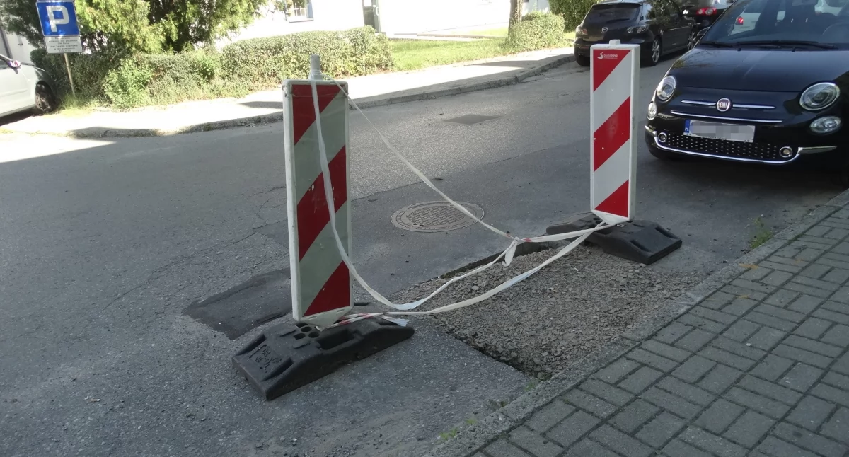 Dziura na ul. Gwarków