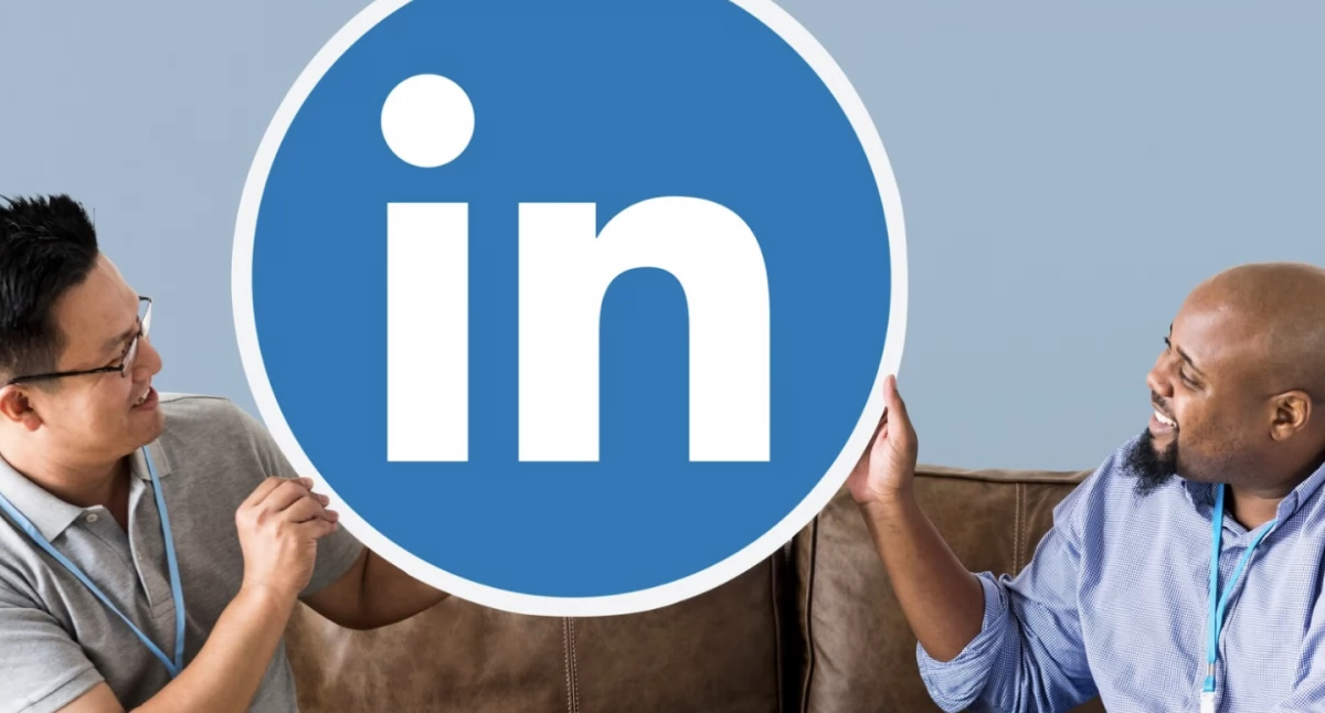 Informator / Materiały zewnętrzne , Prowadzenie profilu LinkedIn formą zarobku - zdjęcie, fotografia