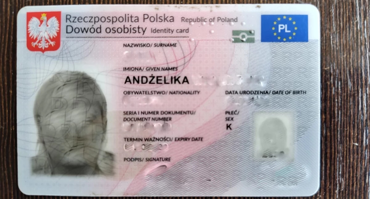 Ludzie, Znaleziono dowód osobisty Poszukiwana latka - zdjęcie, fotografia