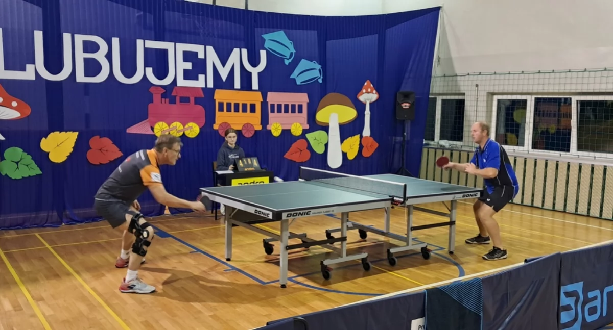 Sporty inne, Tenisowy lidze tenisa stołowego - zdjęcie, fotografia