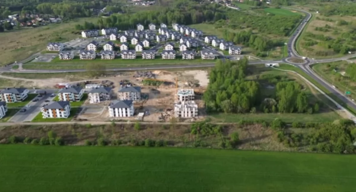 Miasto Jaworzno sprzedaje działkę usługową w Osiedlu Sfer