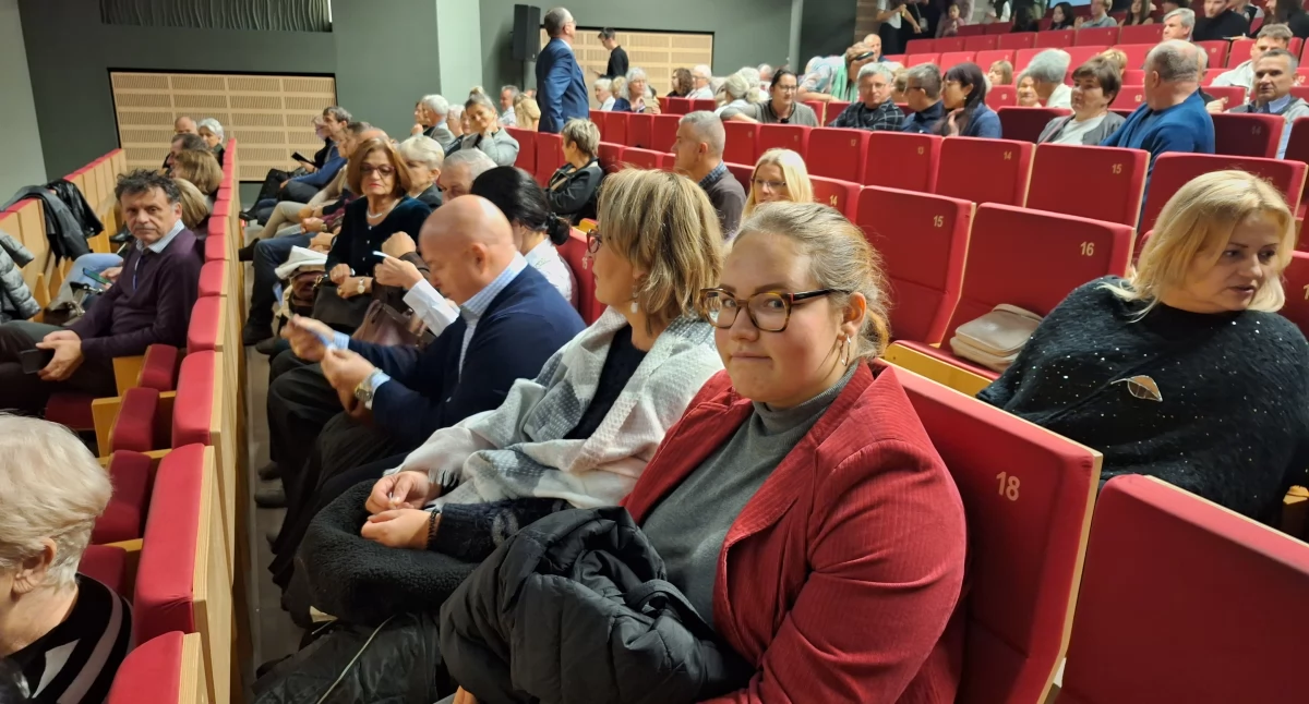 Życie miasta, Koncert charytatywny Chrześcijańskiej Służby Charytatywnej Jaworznie - zdjęcie, fotografia