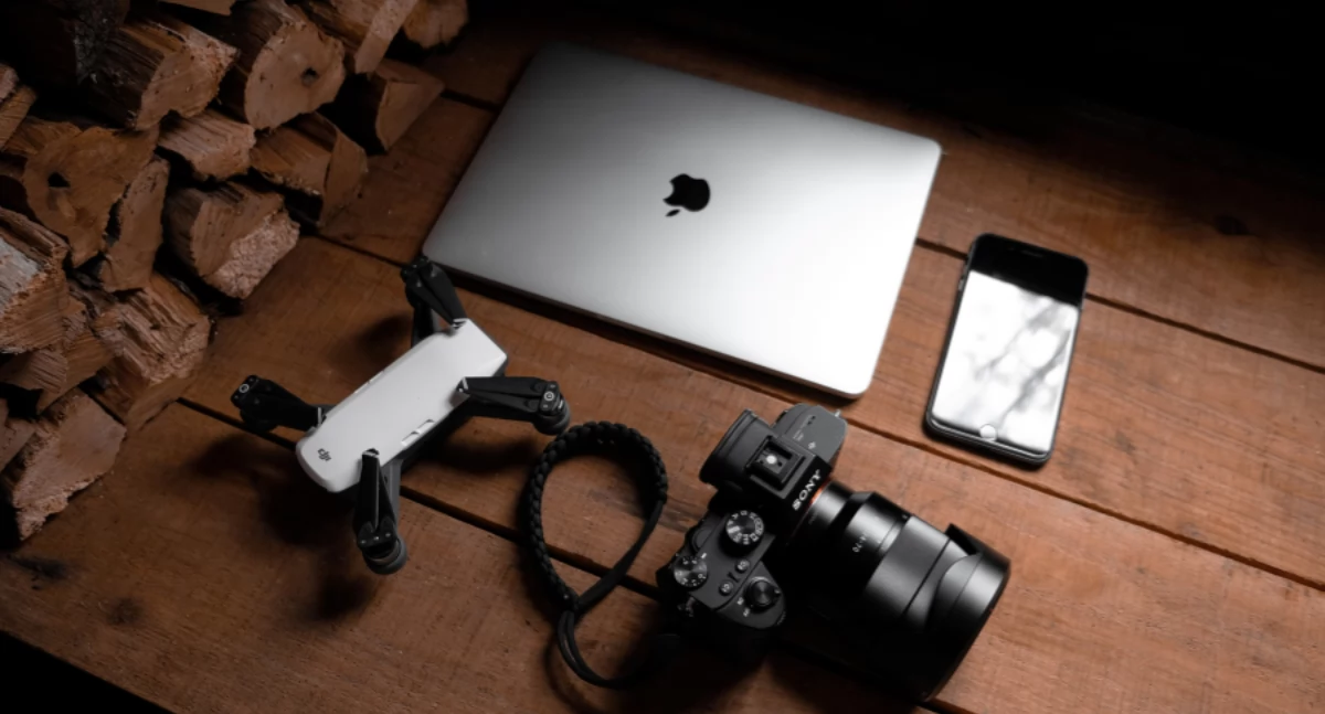 Informator / Materiały zewnętrzne , Dlaczego warto współpracować lokalnym producentem gadżetów reklamowych - zdjęcie, fotografia