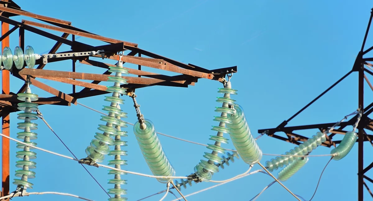 Informator / Materiały zewnętrzne , Rodzaje tablic ostrzegawczych energetyce - zdjęcie, fotografia