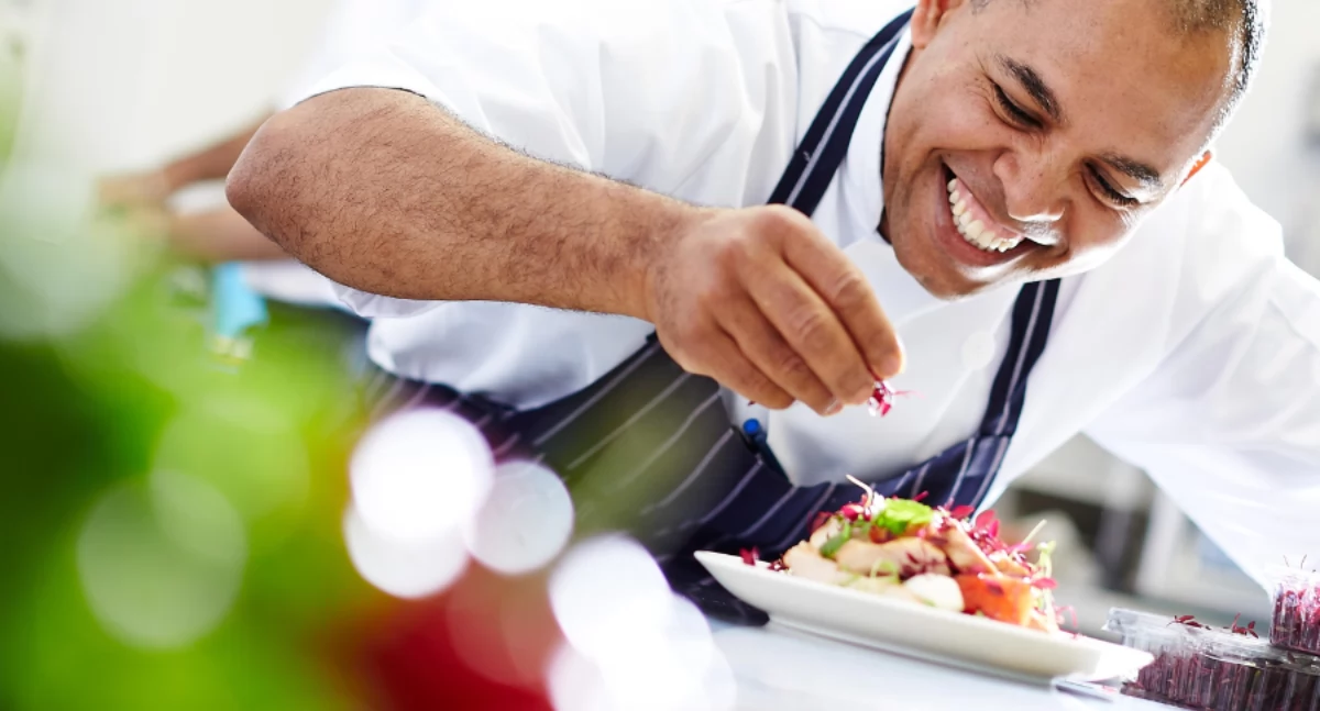 Informator / Materiały zewnętrzne , Dlaczego warto inwestować profesjonalną odzież gastronomiczną - zdjęcie, fotografia