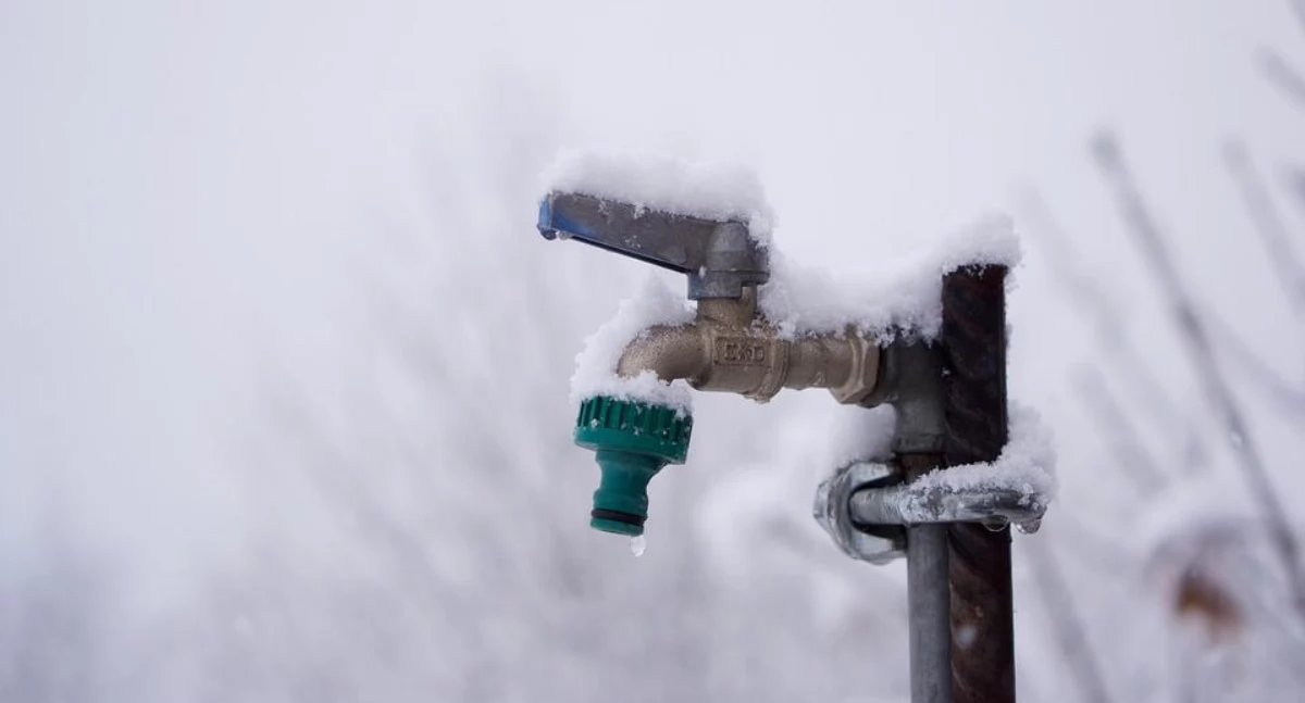 Życie miasta, zabezpieczyć instalację wodociągową przed ujemnymi temperaturami Wodociągi Jaworzno radzą - zdjęcie, fotografia