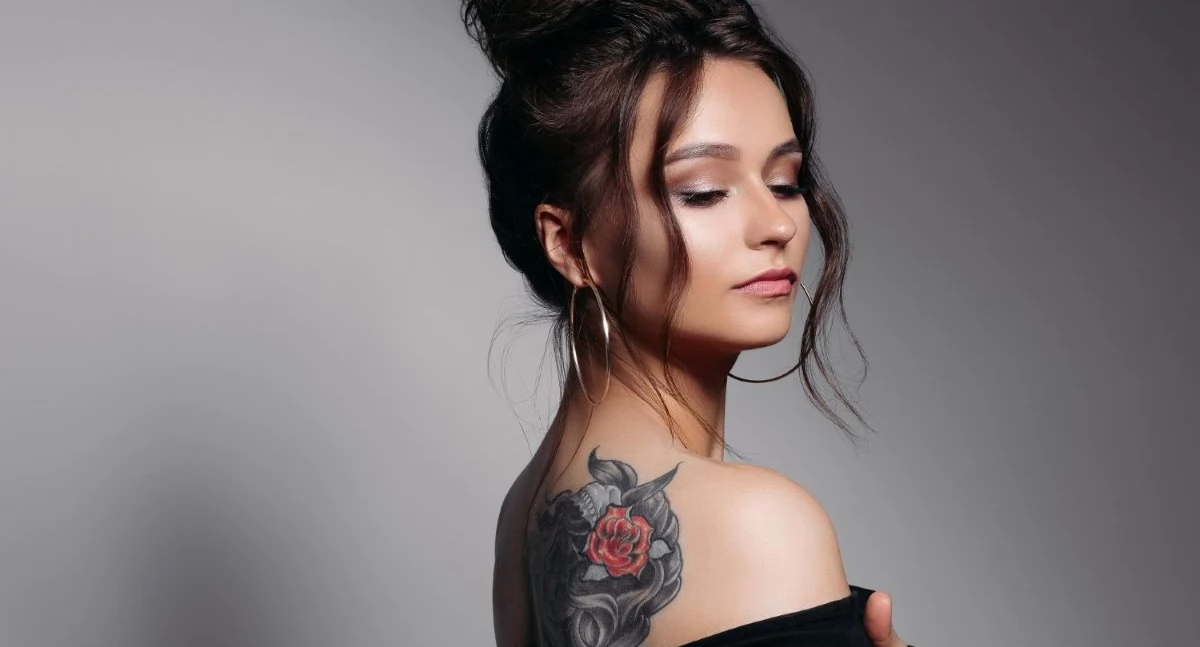 Informator / Materiały zewnętrzne , Tattoo butter stosować codziennej pielęgnacji skóry tatuażami - zdjęcie, fotografia