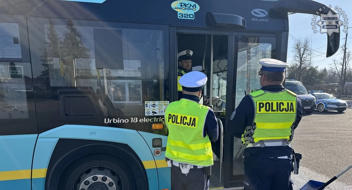 Komunikaty Policja, Kontrolowali taksówkarzy - zdjęcie, fotografia