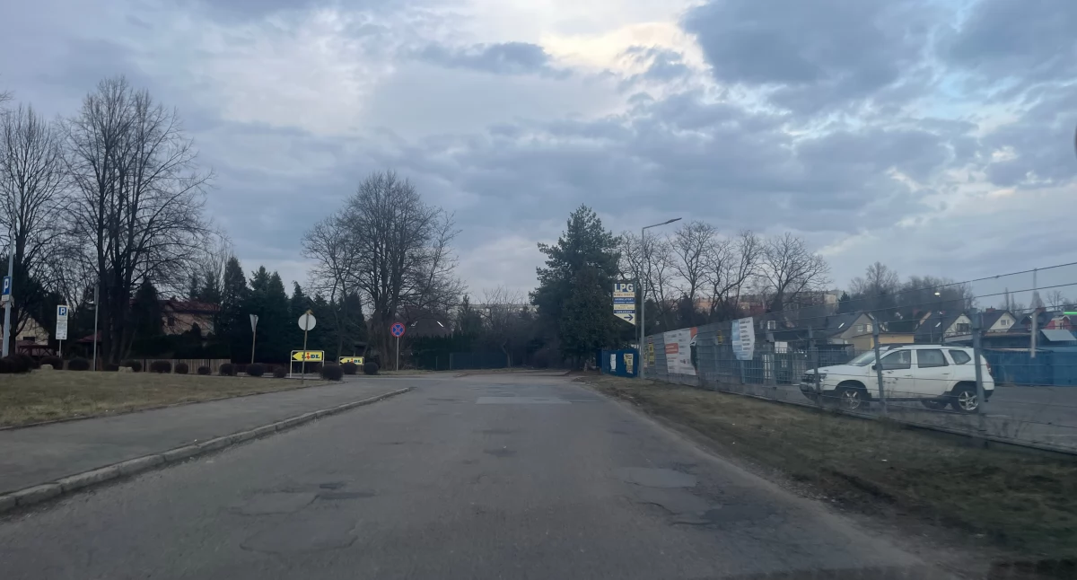Interwencja, drogi bazie Jaworzno mieszkańcy interweniują - zdjęcie, fotografia