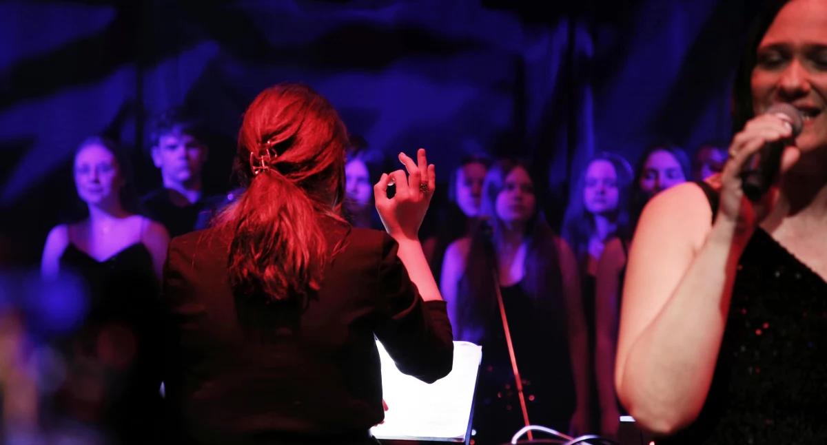 Kącik kulturalny, XXXII Spotkania Teatralne koncert zespołu Zadyrygowani - zdjęcie, fotografia