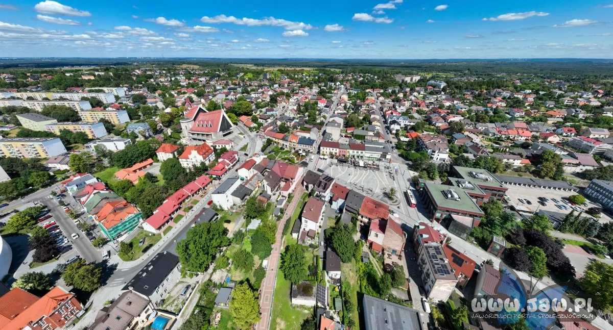 Felieton, Detektyw Jakub Dąbek odkrył dodatkowe zajęcia dyrektora - zdjęcie, fotografia