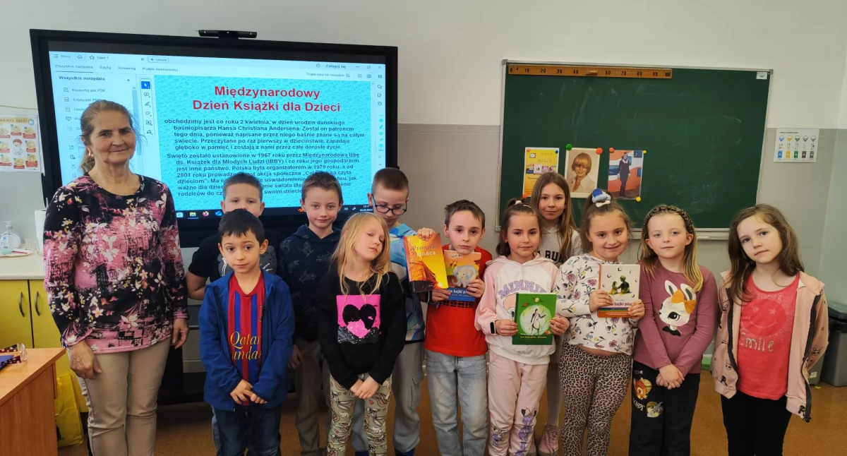 Kącik kulturalny, Międzynarodowy Dzień Książki Dzieci - zdjęcie, fotografia