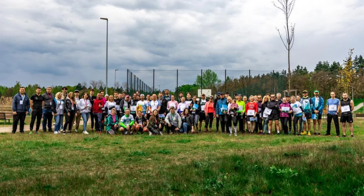 Życie miasta, Charytatywny Nordic Walking wspólnie dzieci Dziecka Jaworznie - zdjęcie, fotografia