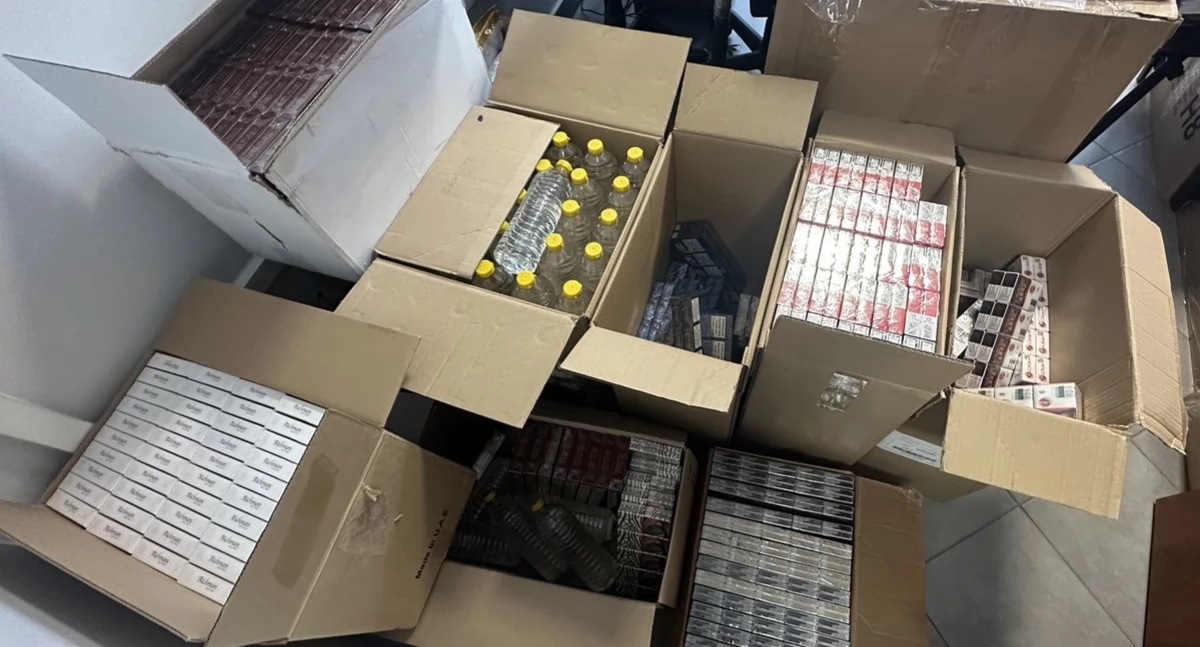 Ponad 64 tysiące papierosów i 30 litrów nielegalnego alkoholu. 58-latek z Jaworzna zatrzymany