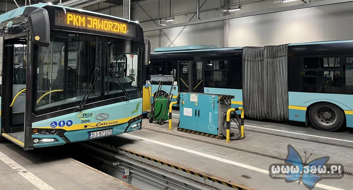 Życie miasta, Jaworzno szuka firmy która będzie sprzątać autobusy - zdjęcie, fotografia
