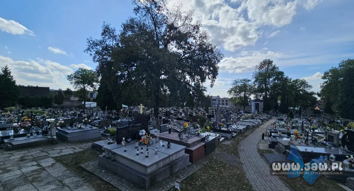 Życie miasta, Zasiłek pogrzebowy górę prawie Sejmowe prace ostatniej prostej - zdjęcie, fotografia