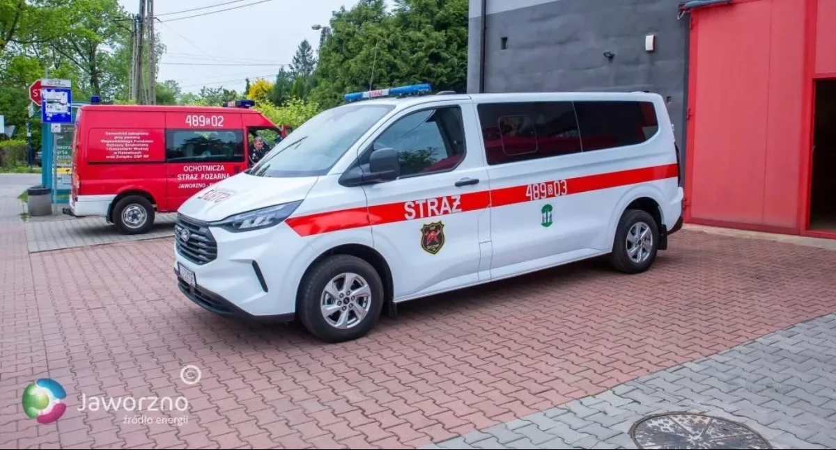 Ekologia, samochód pożarniczy Byczyna - zdjęcie, fotografia