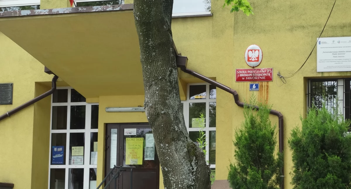 Życie miasta, boisku streetballu Jaworznie - zdjęcie, fotografia