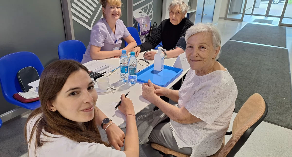 Zdrowie, Jaworznicki Szpital Wielospecjalistyczny Dzień Pacjenta Szpitali Powiatowych - zdjęcie, fotografia