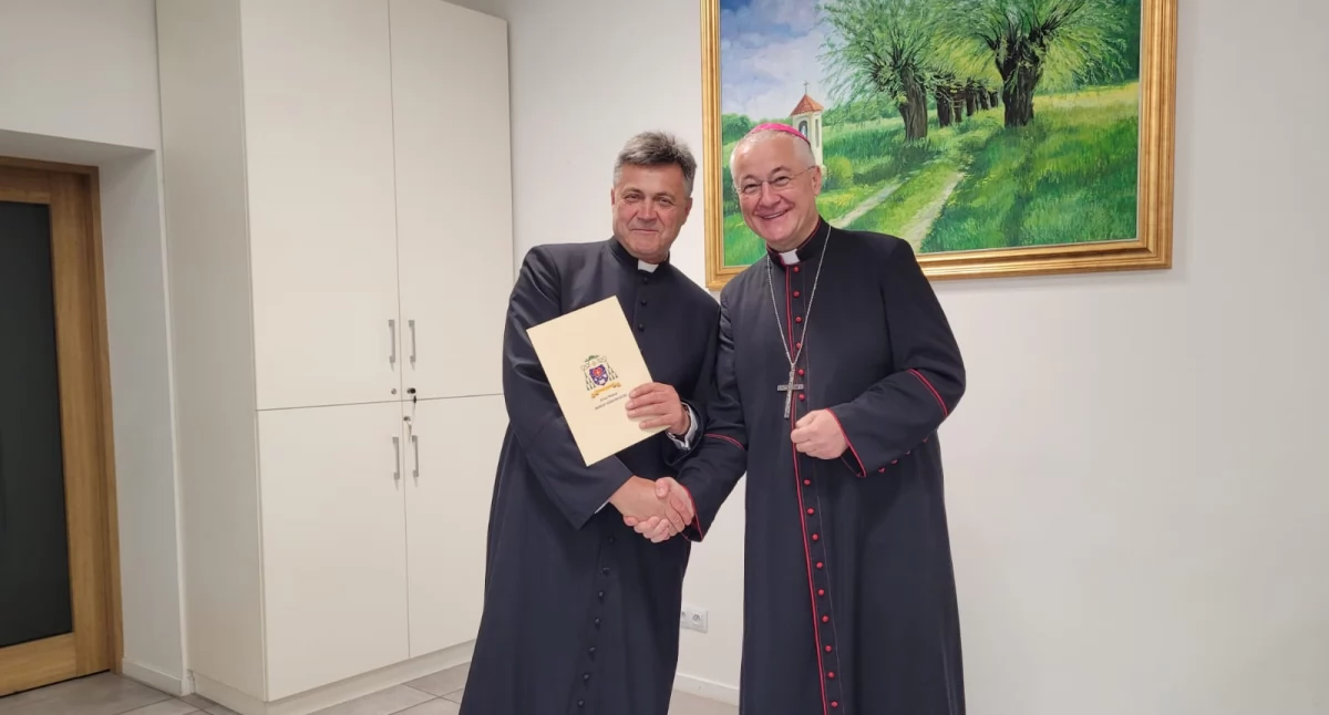 Kościół, Zmiany parafiach Jaworznie proboszczowie parafiach - zdjęcie, fotografia