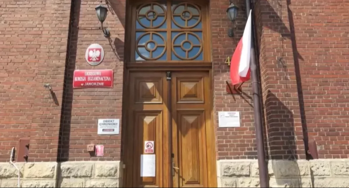 Edukacja, Egzamin ósmoklasisty wyniki uczniów Jaworzna dostępne - zdjęcie, fotografia