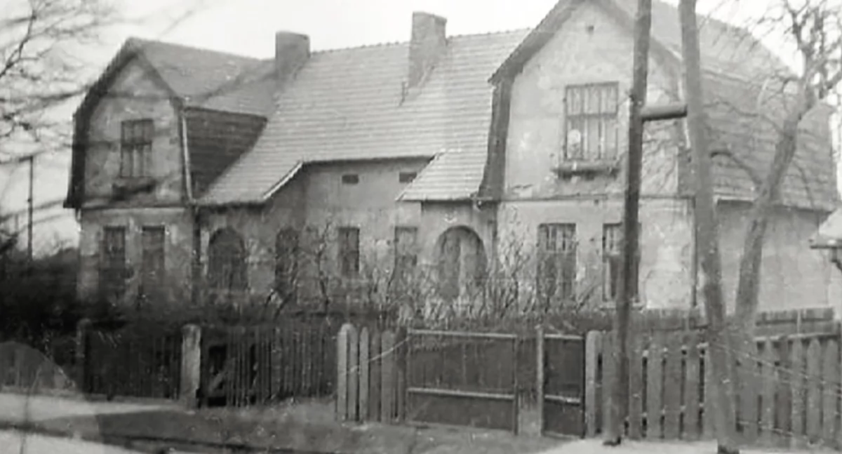 Dom na Chrustach, w którym moi dziadkowie mieszkali przez wiele lat, do początku lat 80. XX wieku (MMJ)