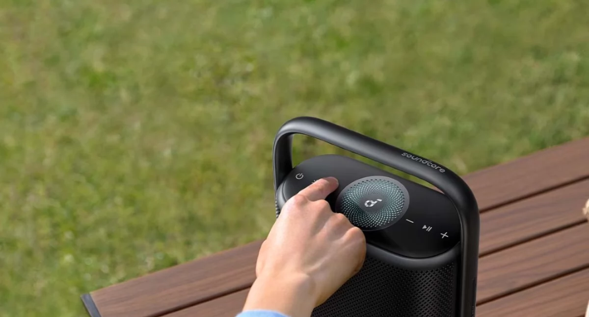 Informator / Materiały zewnętrzne , Muzyczny zestaw każdą okazję słuchawki przenośny głośnik Bluetooth - zdjęcie, fotografia