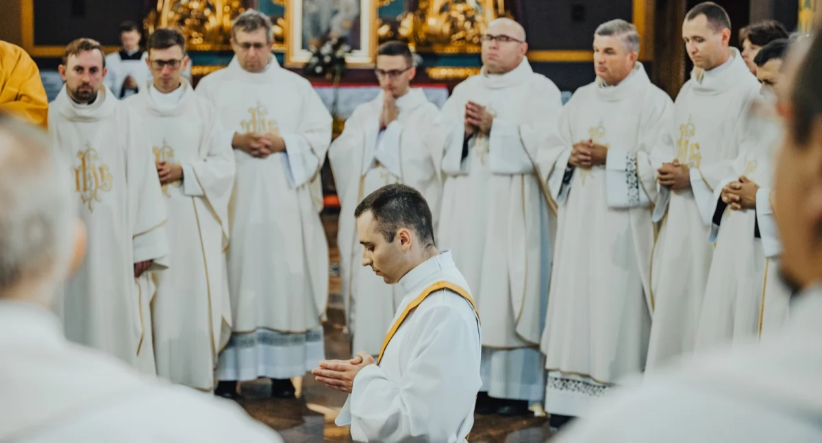 Kościół, kapłan diecezji sosnowieckiej - zdjęcie, fotografia