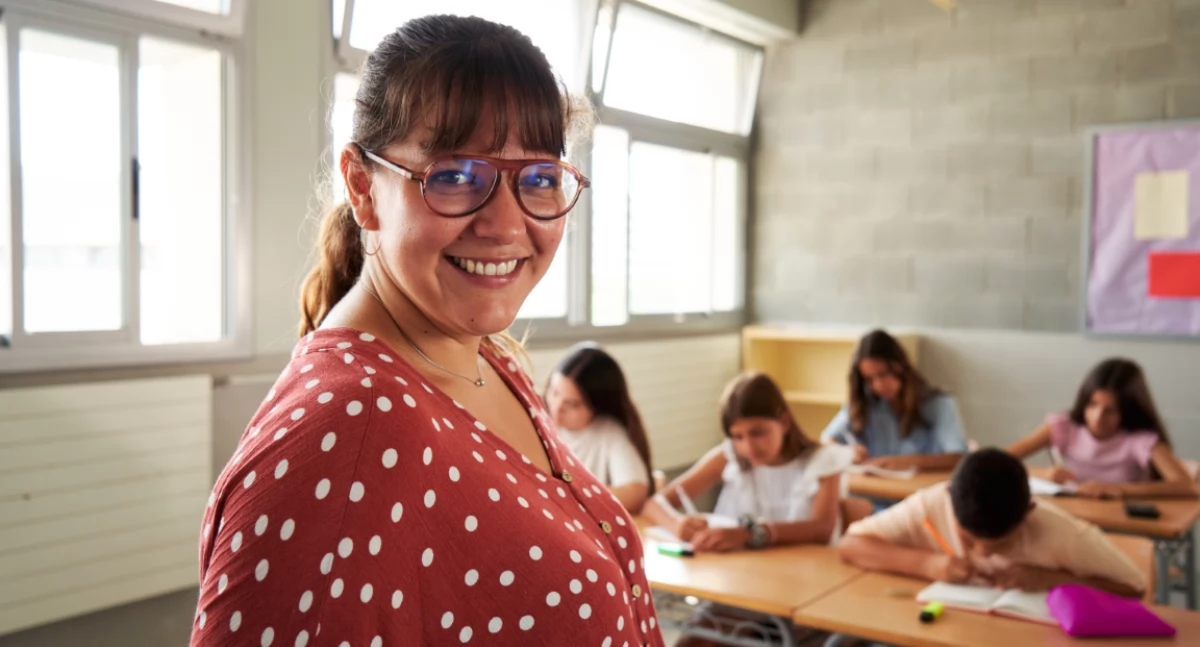 Informator / Materiały zewnętrzne , Dlaczego warto ukończyć pedagogiczny nauczycieli zrobić najszybciej - zdjęcie, fotografia