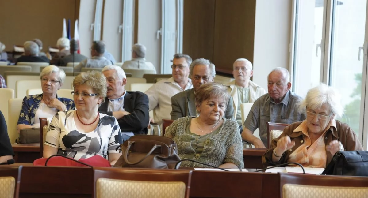 Życie miasta, Rusza nabór Seniorów Miasta Jaworzna  - zdjęcie, fotografia
