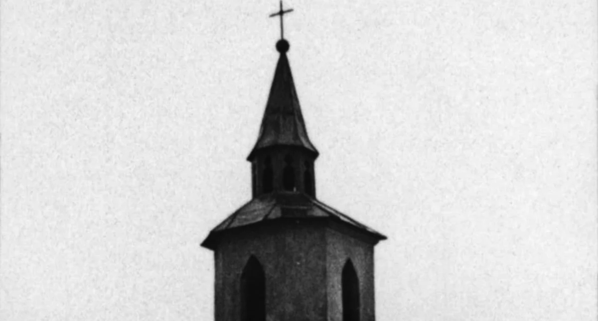 Kaplica św. Barbary i Matki Boskiej Częstochowskiej (fot. ze zbiorów Parafii NNMP w Długoszynie) 