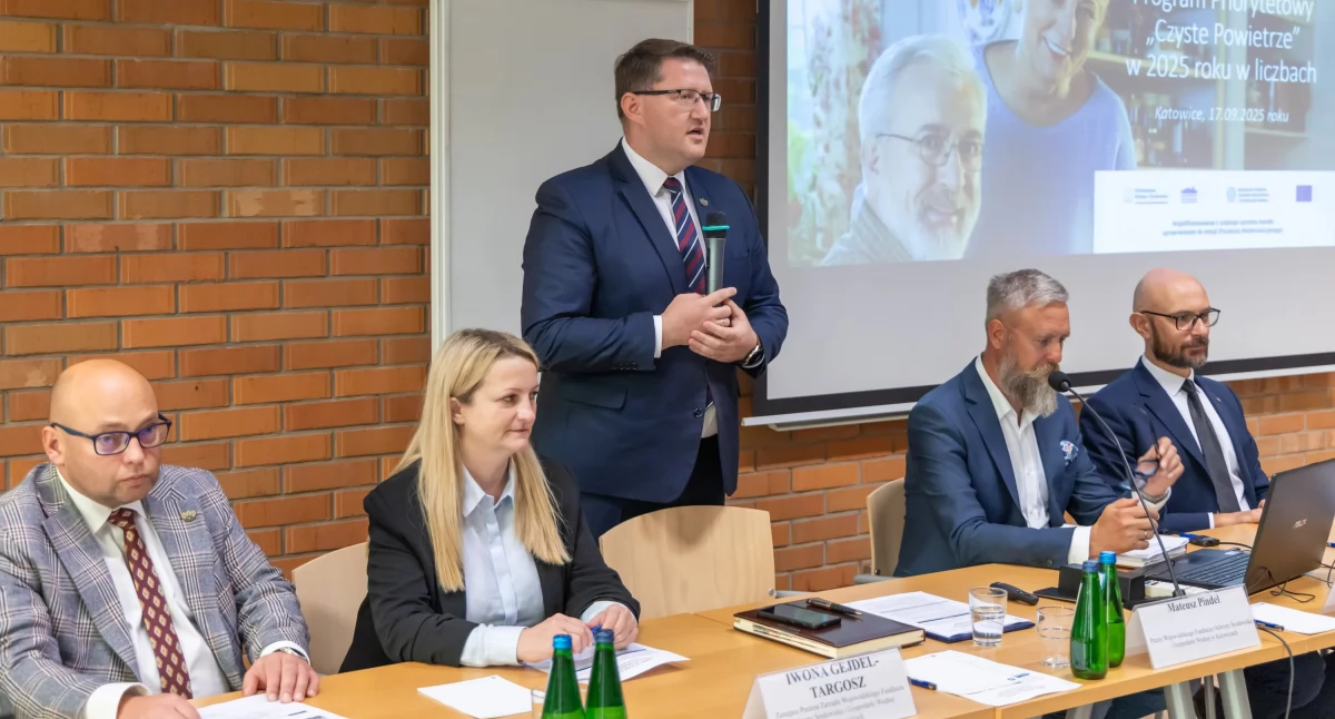 Bądź ECO, Spotkanie zespołu poprawy jakości powietrza udziałem WFOŚiGW Katowicach - zdjęcie, fotografia