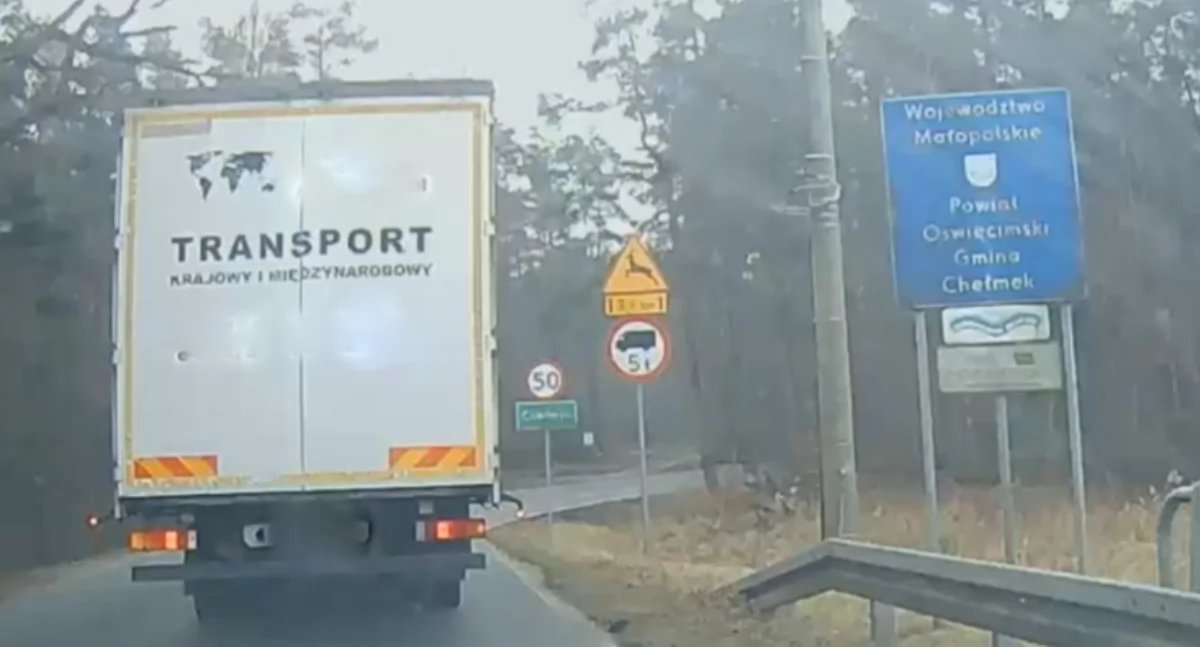 Drogi Jaworzno, Kierowcy TIRów ignorują zakaz wjazdu Mieszkańcy domagają reakcji - zdjęcie, fotografia