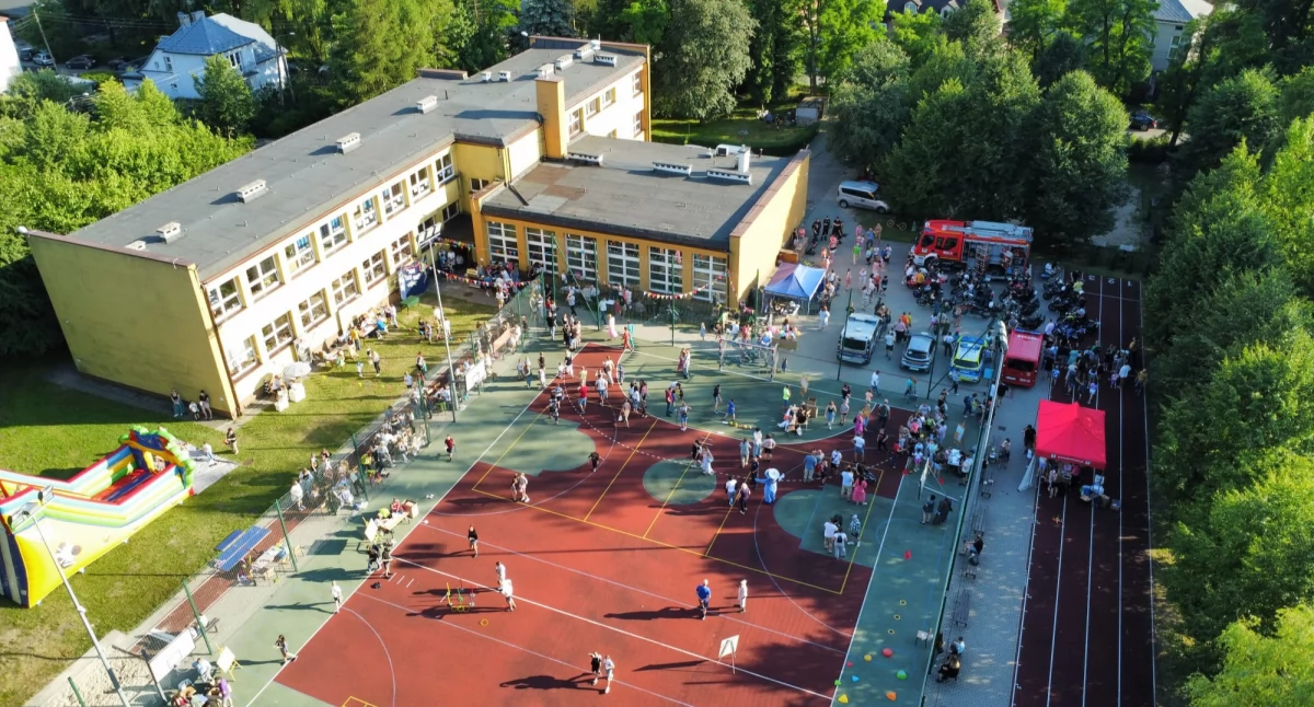 Szkoła Podstawowa nr 22 im. gen. Józefa Bema w Jaworznie Fot: facebook sp22