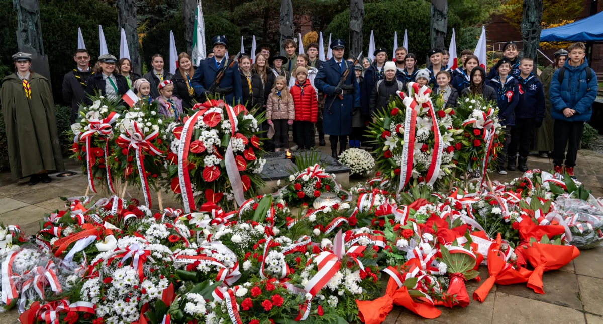 Życie miasta, Święto Niepodległości Jaworznie miejskie obchody rynku - zdjęcie, fotografia