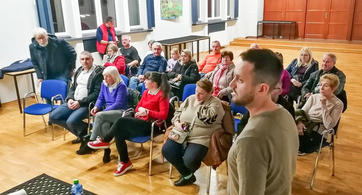 Ludzie, Szkody górnicze robić Spotkanie informacyjne mieszkańców Jaworzna listopada - zdjęcie, fotografia