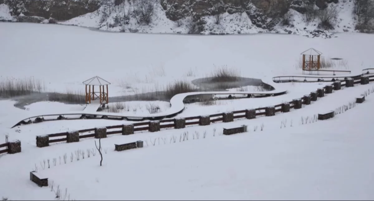Życie miasta, Intensywne opady śniegu Polską ostrzegają - zdjęcie, fotografia