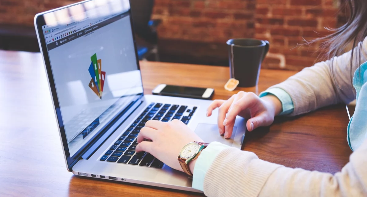 Informator / Materiały zewnętrzne , ukryte przestoje linii produkcyjnej zjadają Twoją marżę proaktywnego serwisu utrzymaniu ciągłości działania - zdjęcie, fotografia