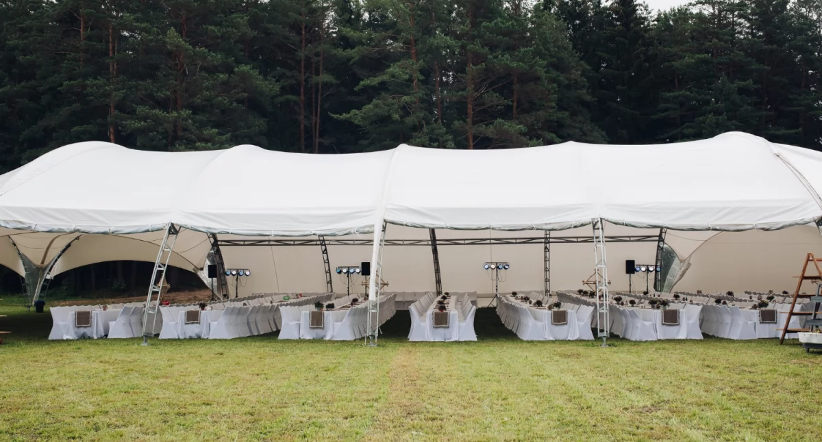 Informator / Materiały zewnętrzne , zorganizować profesjonalną imprezę firmową namiocie - zdjęcie, fotografia