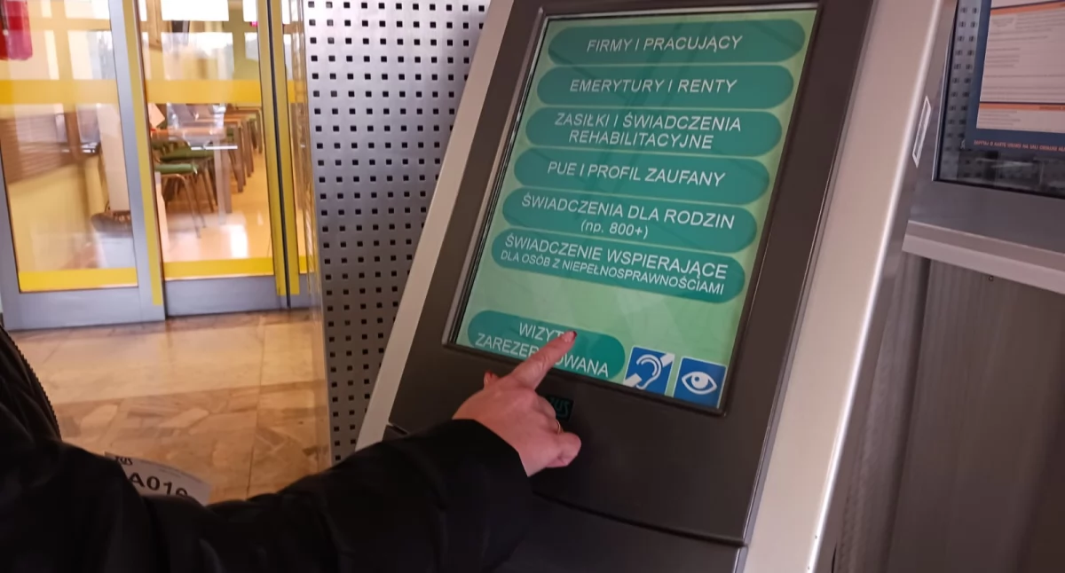 Życie miasta, Rezerwacja wizyt wygoda oszczędność czasu większy komfort klientów - zdjęcie, fotografia