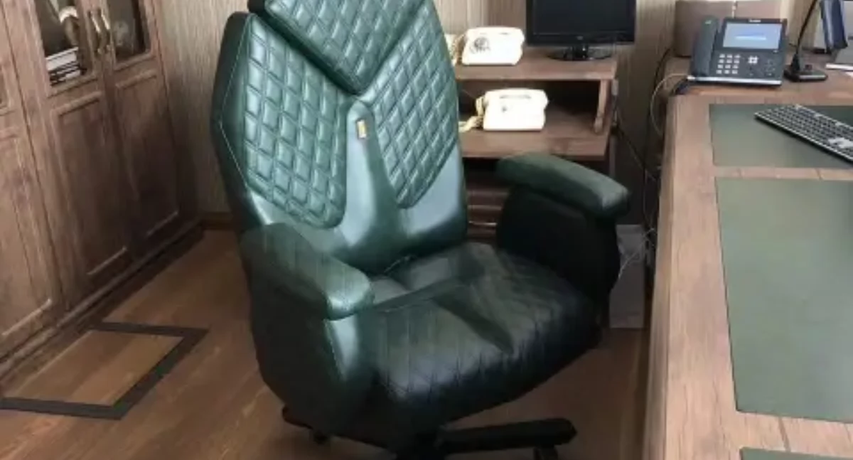 Informator / Materiały zewnętrzne , wybrać fotel dyrektorski katalogu mechanizmy materiały rozmiary wpływające komfort status - zdjęcie, fotografia