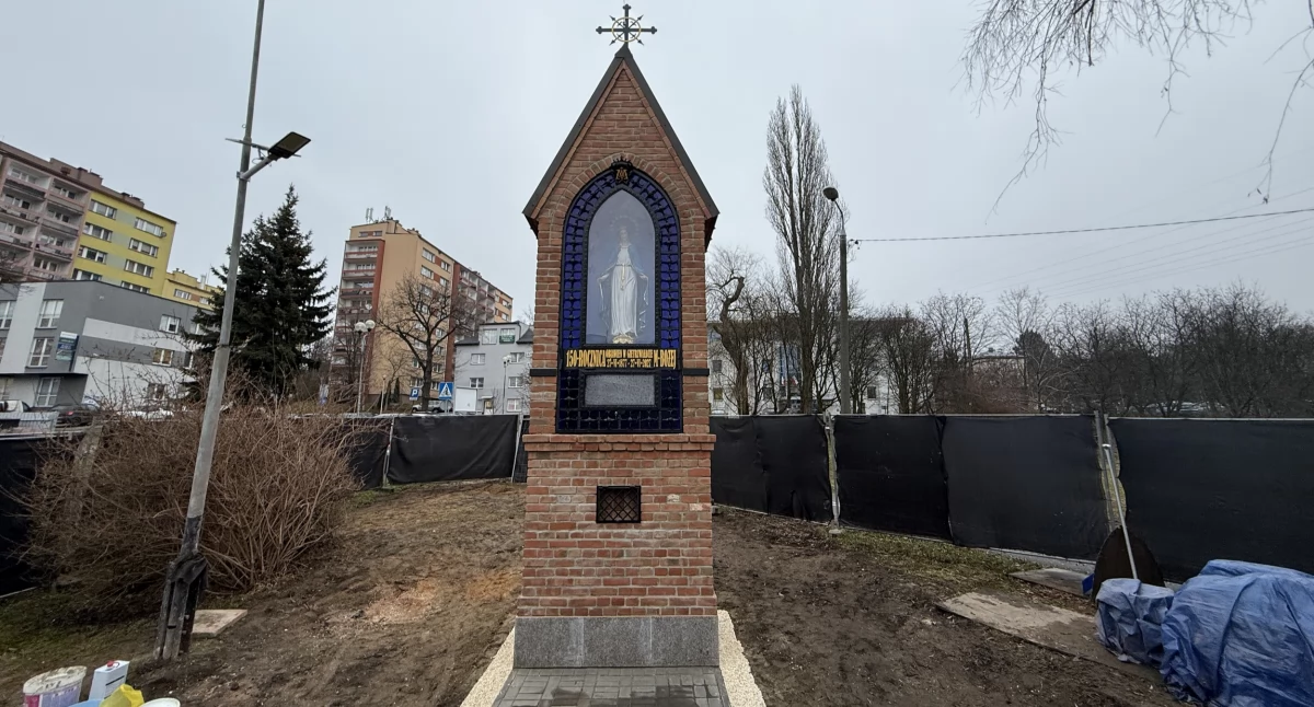 Kapliczka gietrzwałdzka w Jaworznie