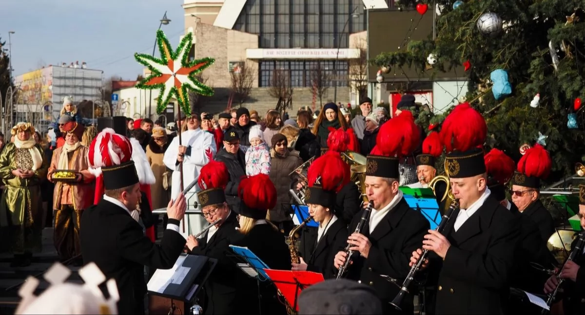 Życie miasta, Orszak Trzech Króli centrum Jaworzna stycznia - zdjęcie, fotografia