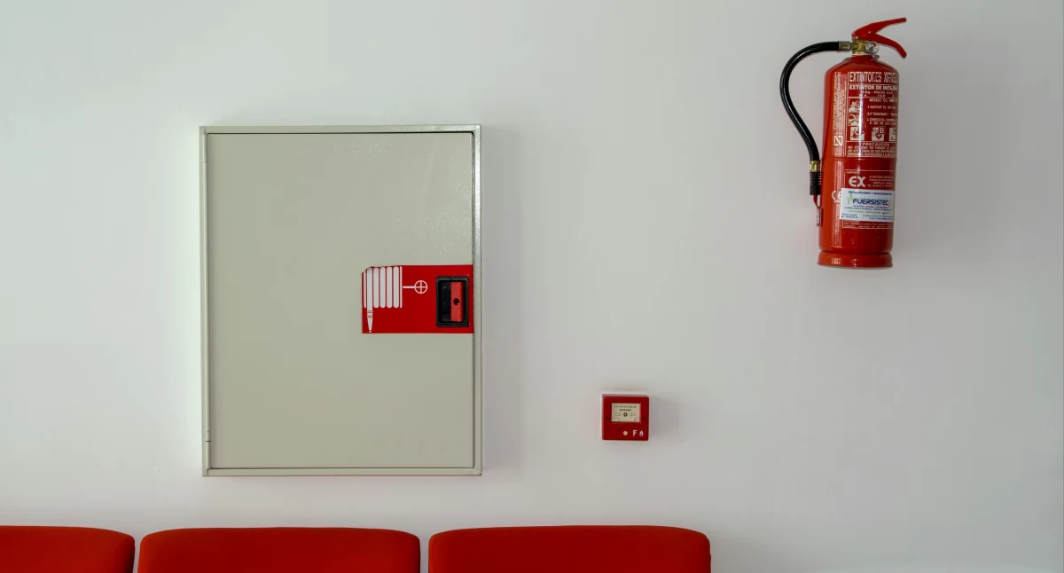 Informator / Materiały zewnętrzne , działają nowoczesne systemy przeciwpożarowe - zdjęcie, fotografia