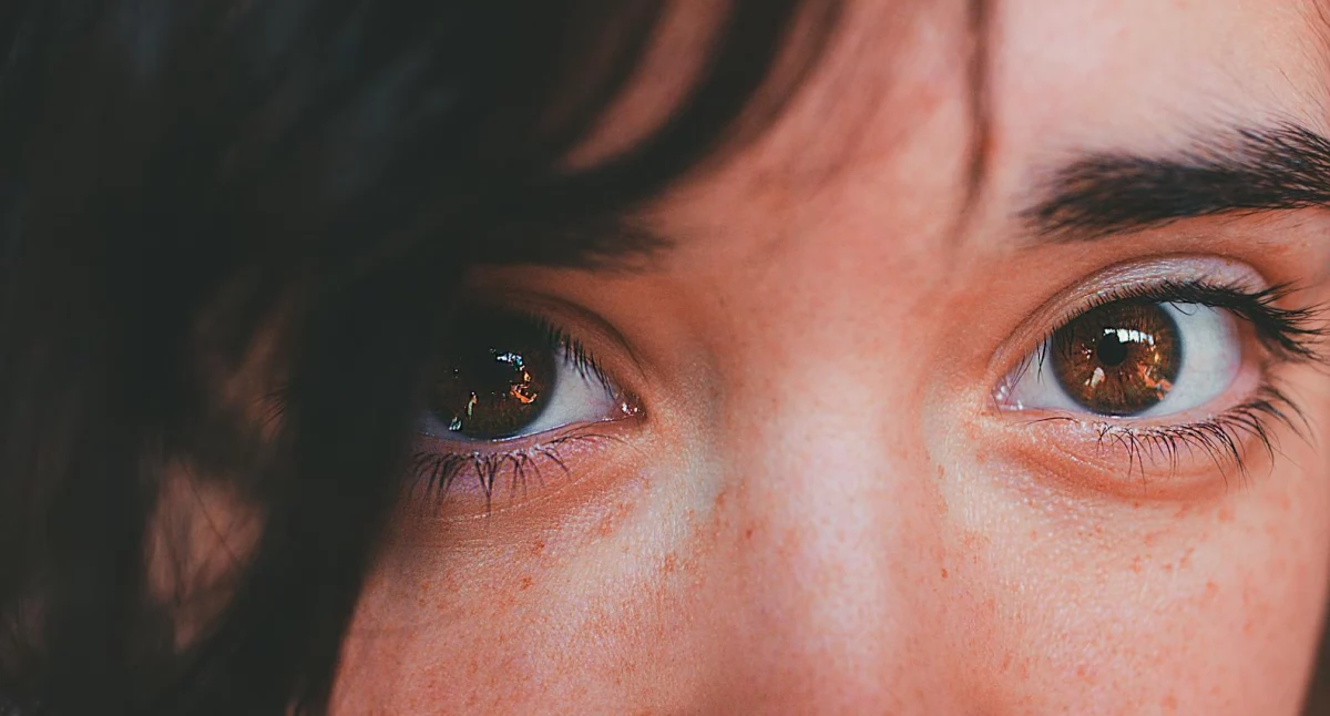 Informator / Materiały zewnętrzne , Soczewki kontaktowe warto wiedzieć start - zdjęcie, fotografia